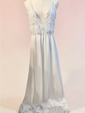 White Lace Tie-back Bodice Maxi Dress with Train for Wedding or Engagement